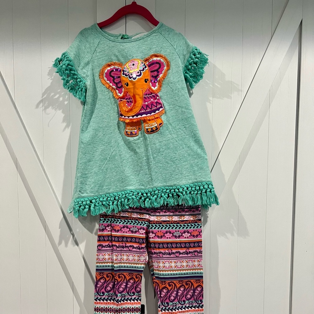 Rare edition, two piece set green, and multi colored sz 6X